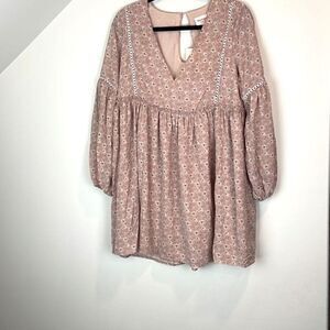 Showpo NWT Babydoll Dress Size 6